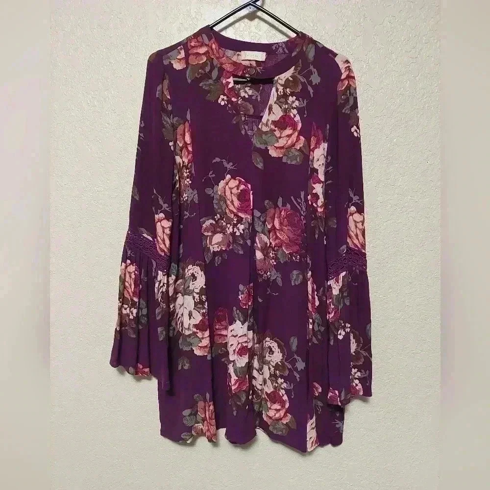 Altar'd State long sleeve Tunic dress with bell sleeves Size Medium - Picture 1 of 5